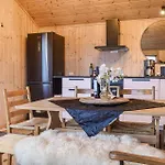 3 Bedroom Beautiful In Hommersåk