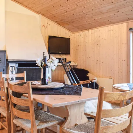 3 Bedroom Beautiful In * Hommersak